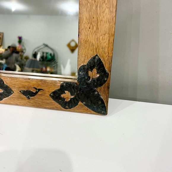 Vintage solid wood mirror - Picture 5 of 9